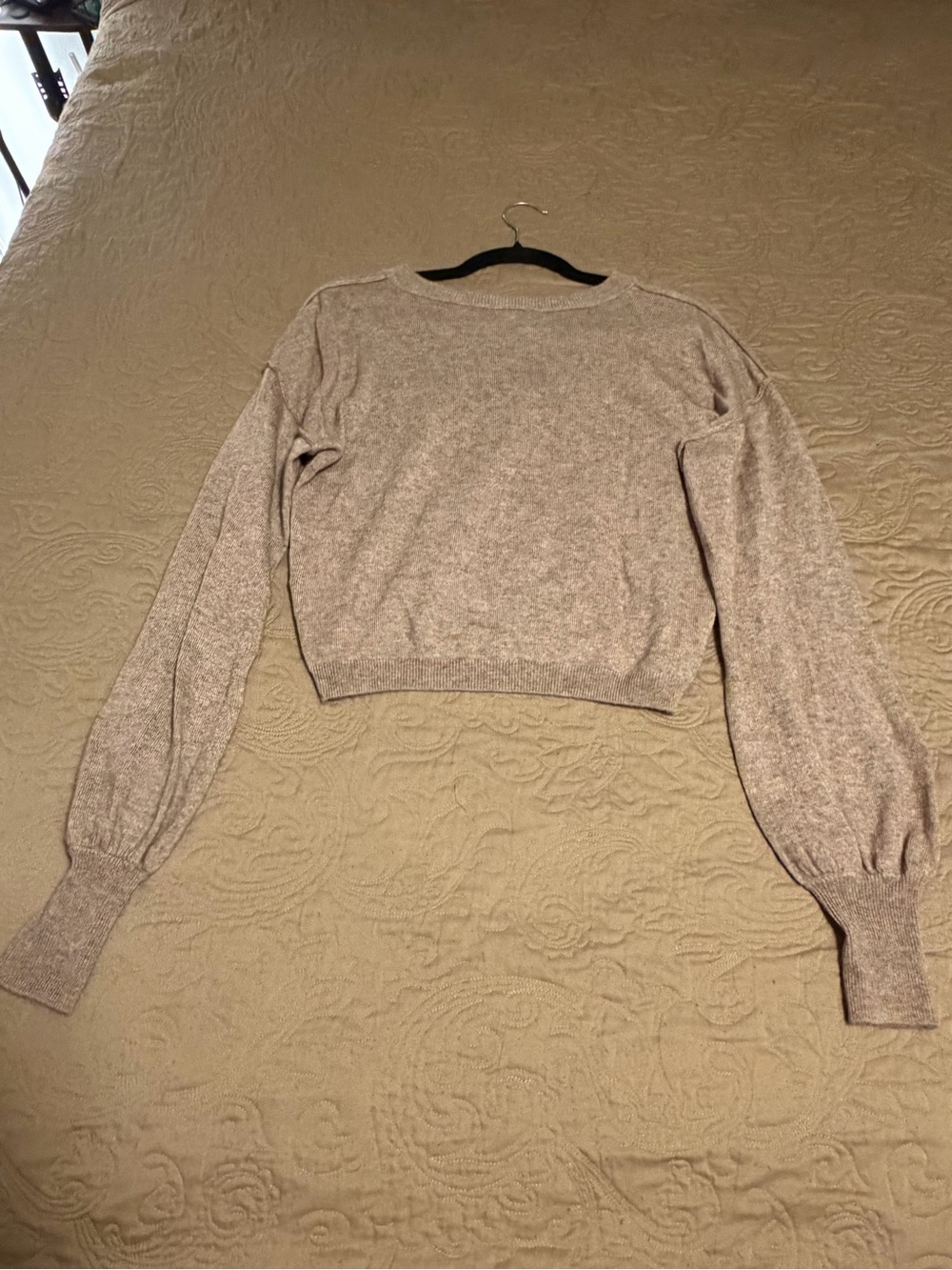 Women's V-Neck Balloon Sleeve Sweater - Taupe